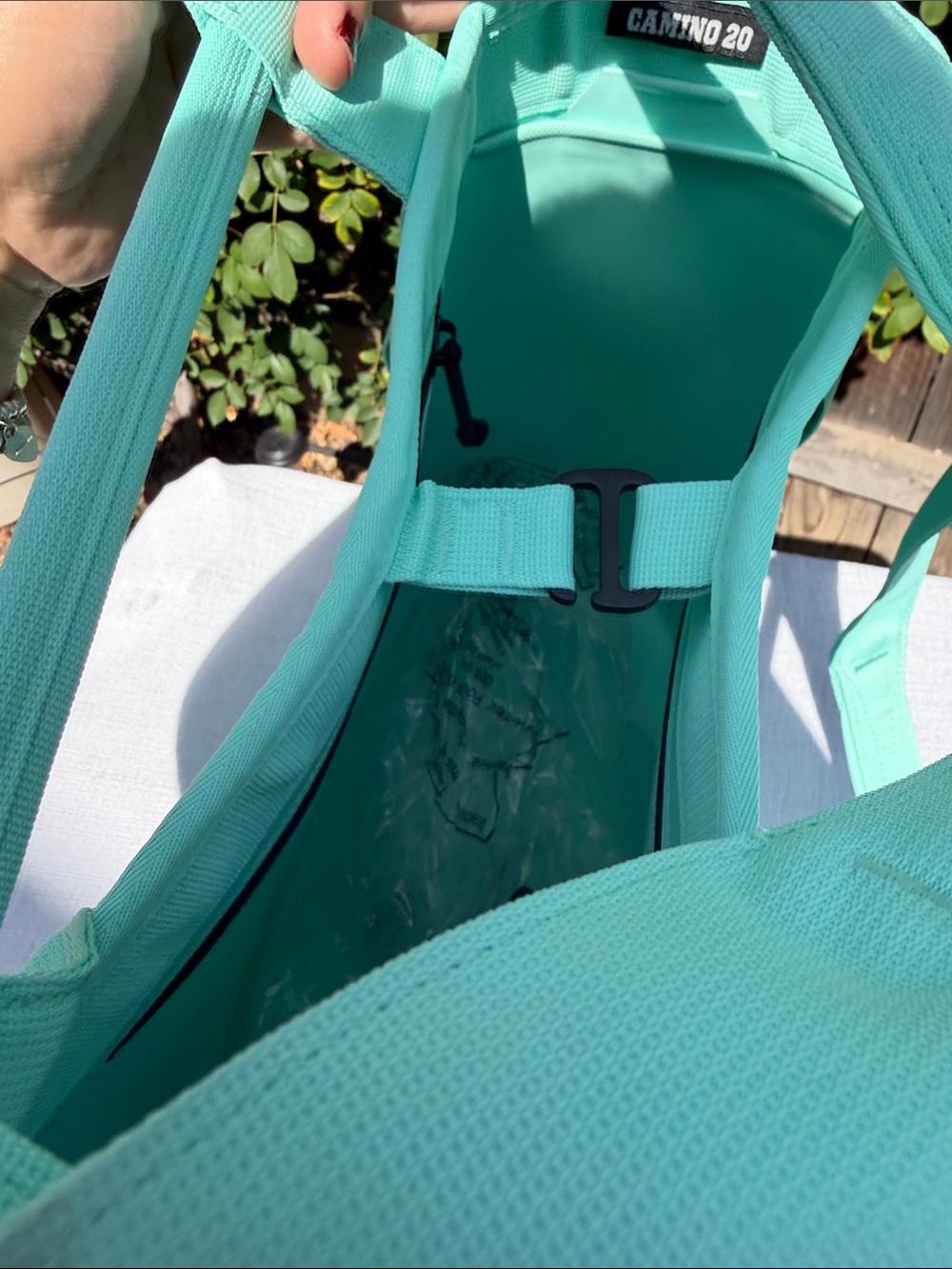 YETI Camino 20 Carryall Tote Bag Limited Edition, Seafoam, New With Tags - Picture 7 of 14